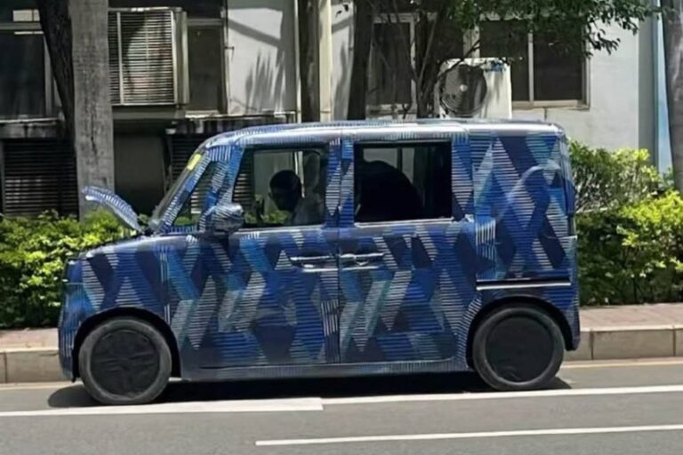 今天外汇行情波动，我是否应该调归纳财方针？